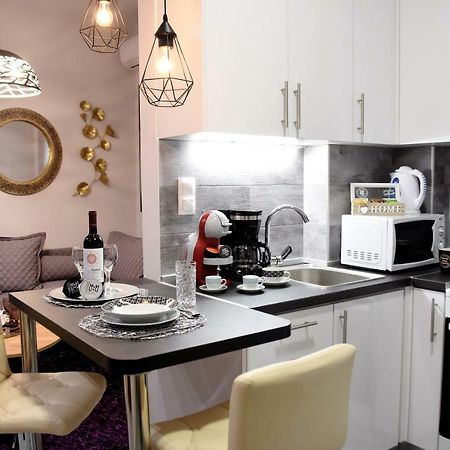 Kosmima Deluxe Apt. เทสซาโลนิกิ ภายนอก รูปภาพ